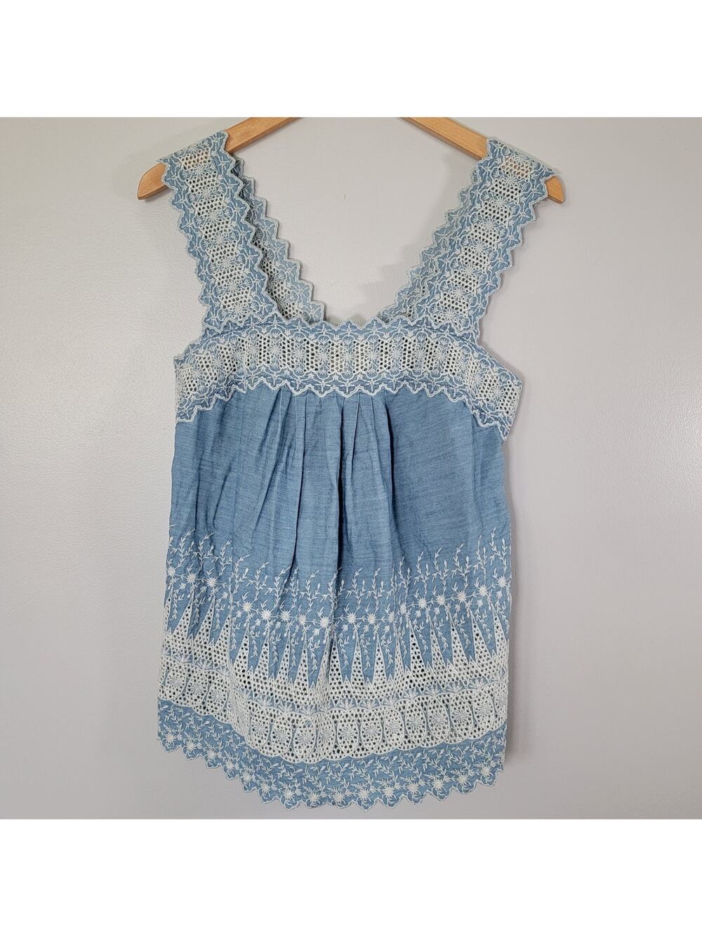 Gap Babydoll Chambray Strappy Cami Tank Women XS Embroidered Cottagecore Country